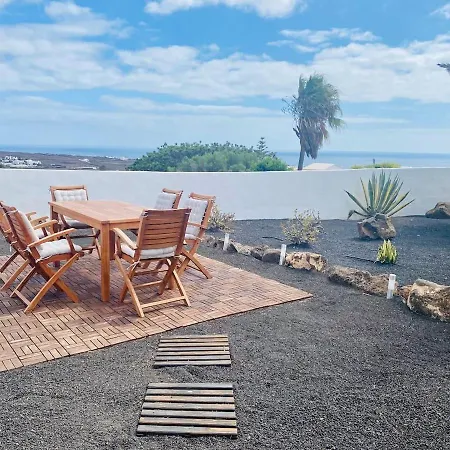 Villa Beautiful And Large Lanzarote Spain Tías