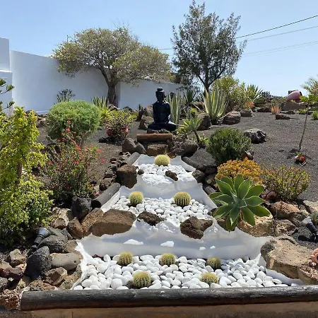 Villa Beautiful And Large Lanzarote Spain