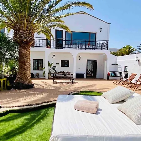 Beautiful And Large Lanzarote Spain Villa Tías